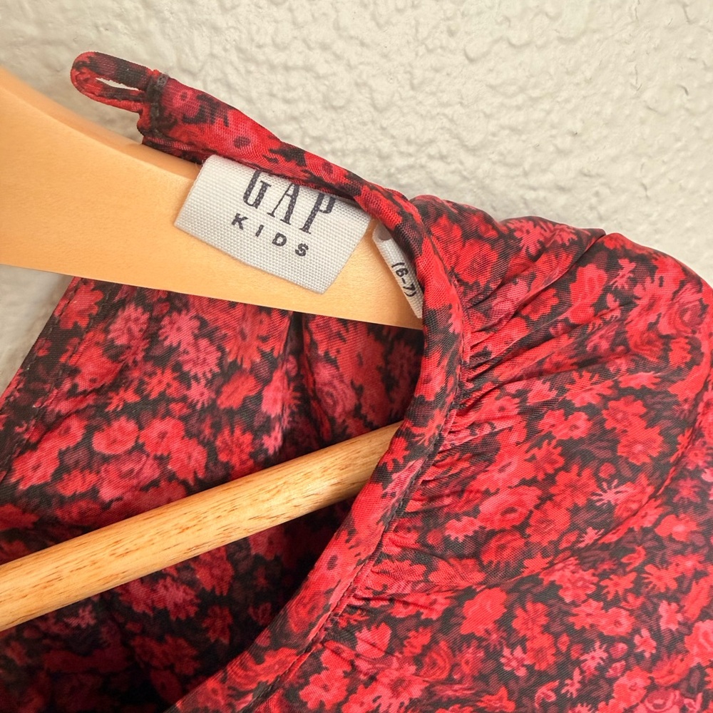 Gap Girls red floral Blouse size: 6-7 Years - Picture 3 of 5
